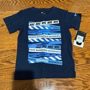 NWT Short sleeve Nike shirt 4T